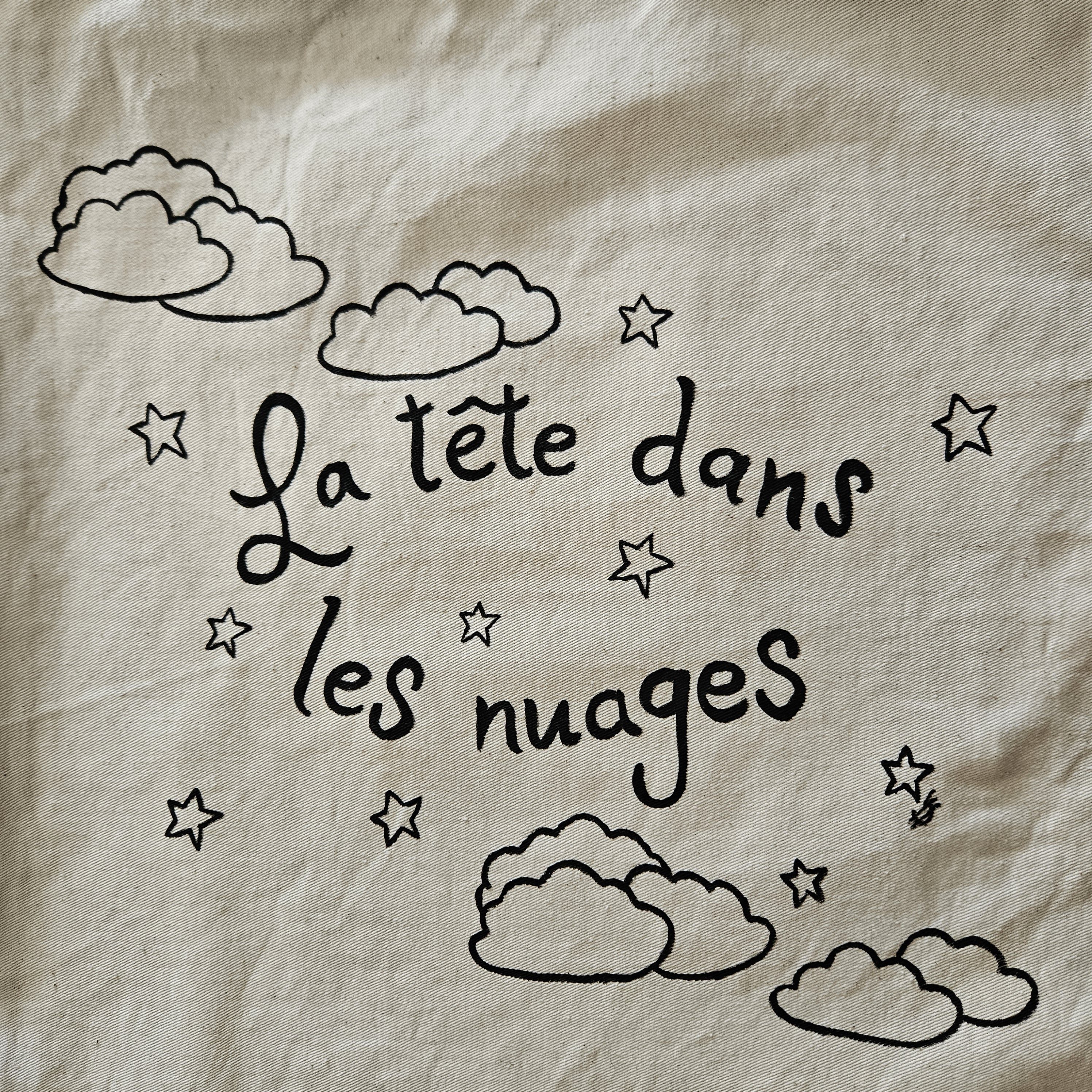 Tote bag la tête dans les nuages