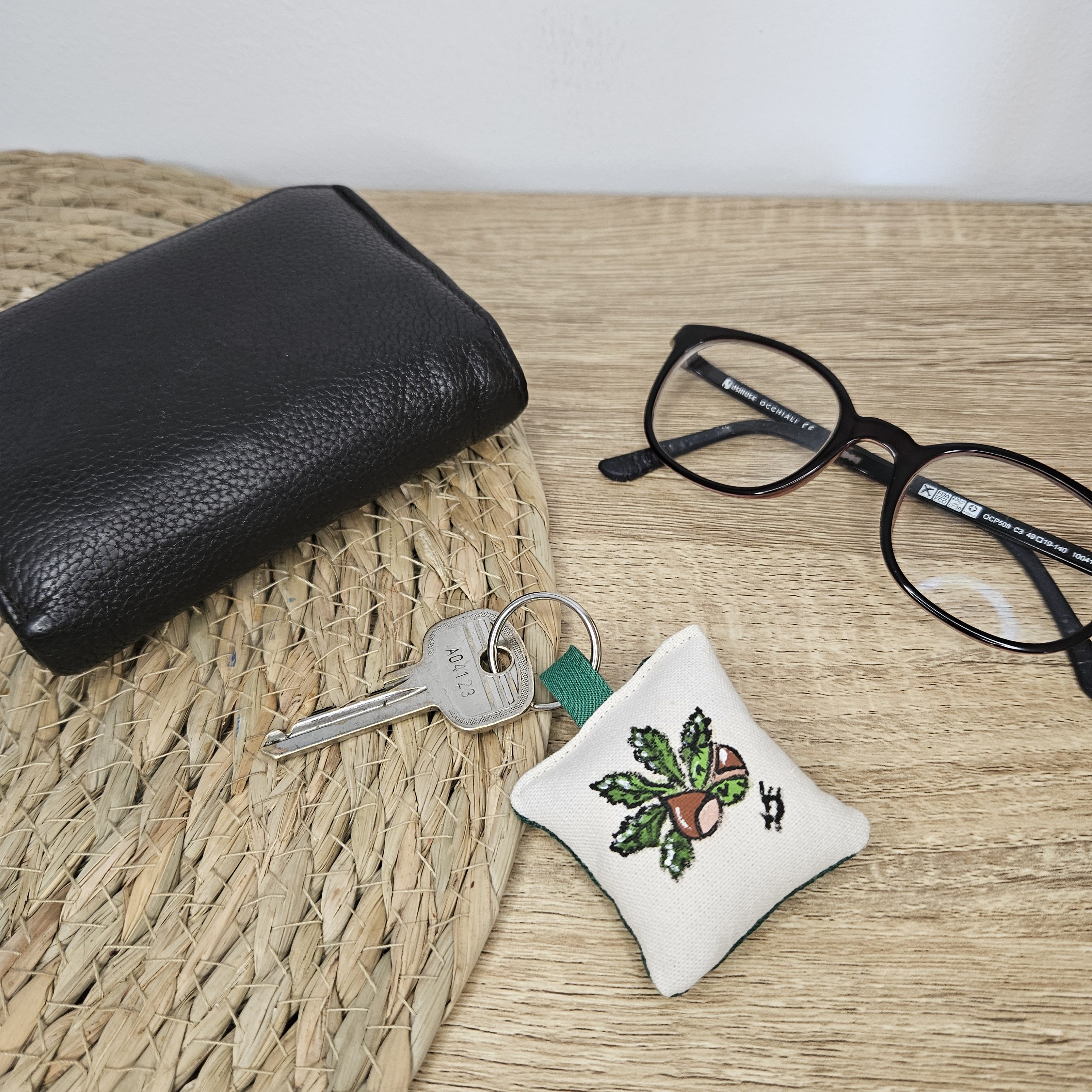 Porte-clé châtaigne, anneau en métal pour accrocher aux clés