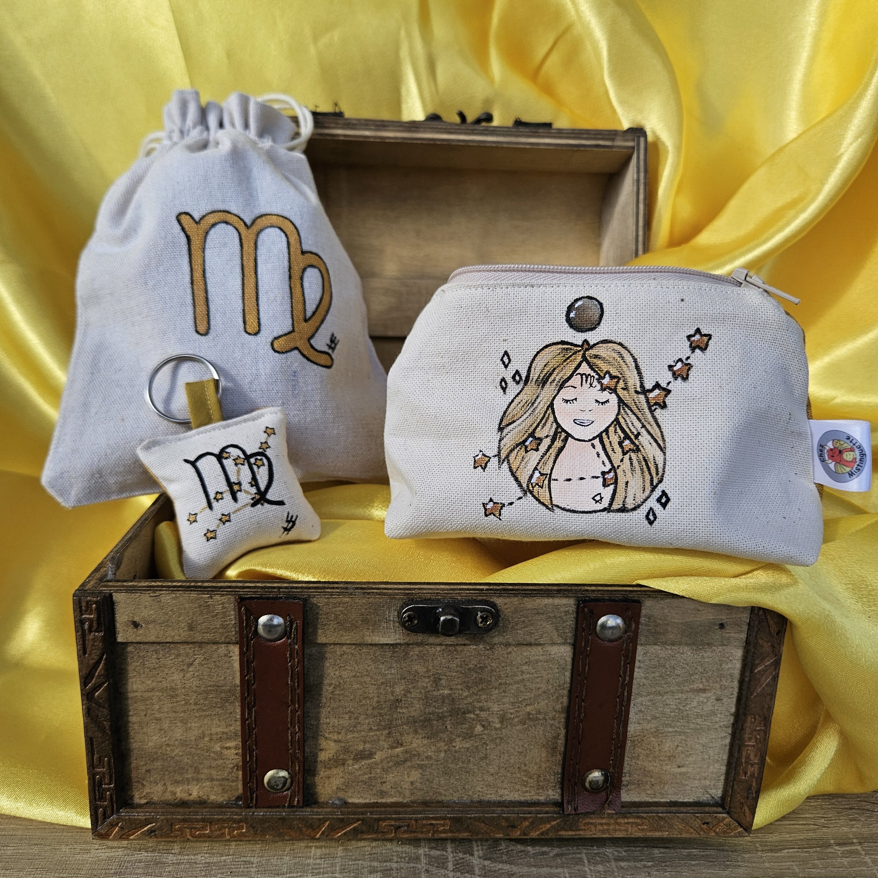 Coffret porte-monnaie et porte-clé Vierge avec leur pochon réutilisable