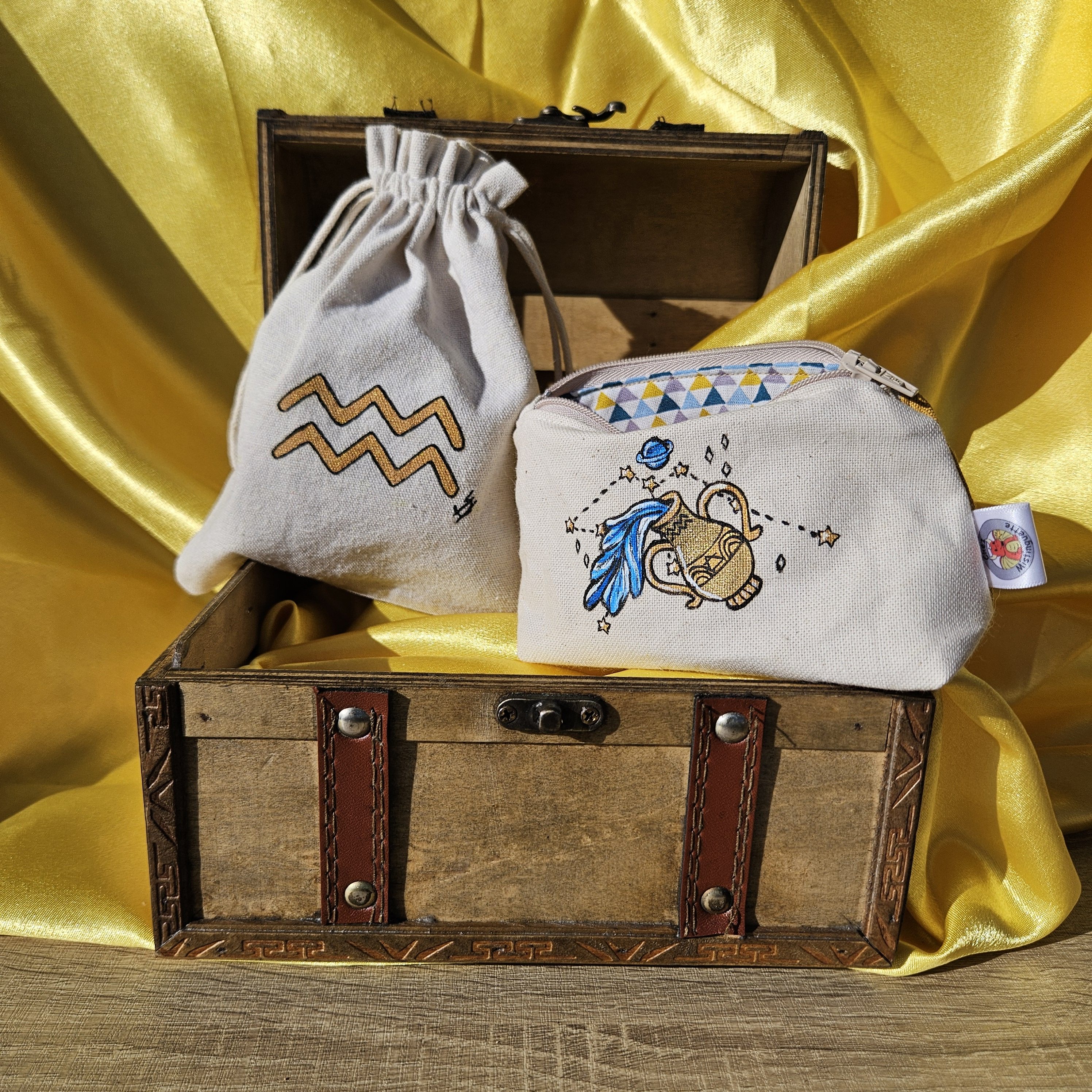 Porte-monnaie verseau doublure triangle bleu moutarde