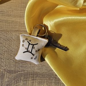 Porte-clé Gémeaux et son anneau en métal